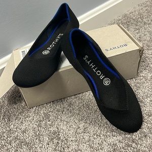 Size 6.5 Rothy’s